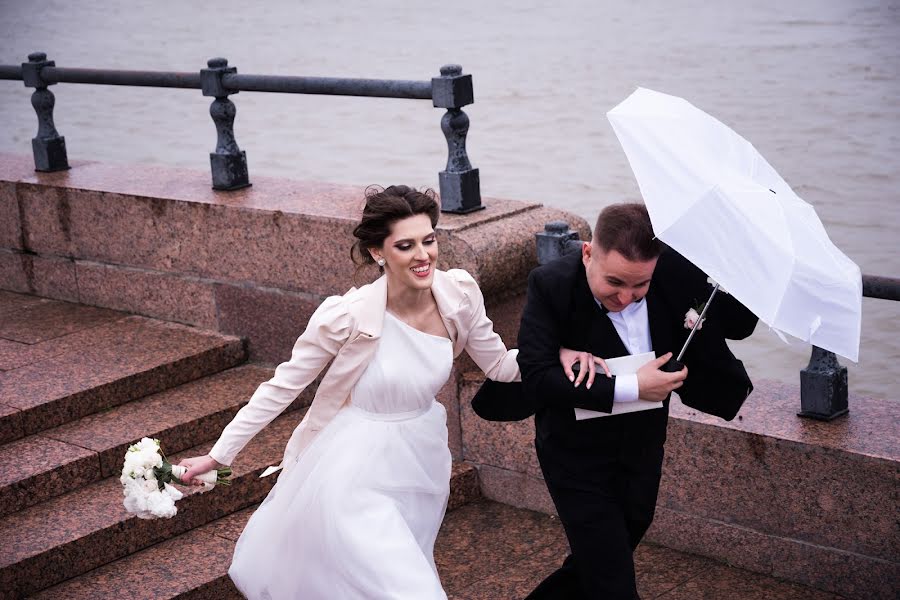 Fotógrafo de casamento Natalya Popova (popovanata). Foto de 23 de maio 2022