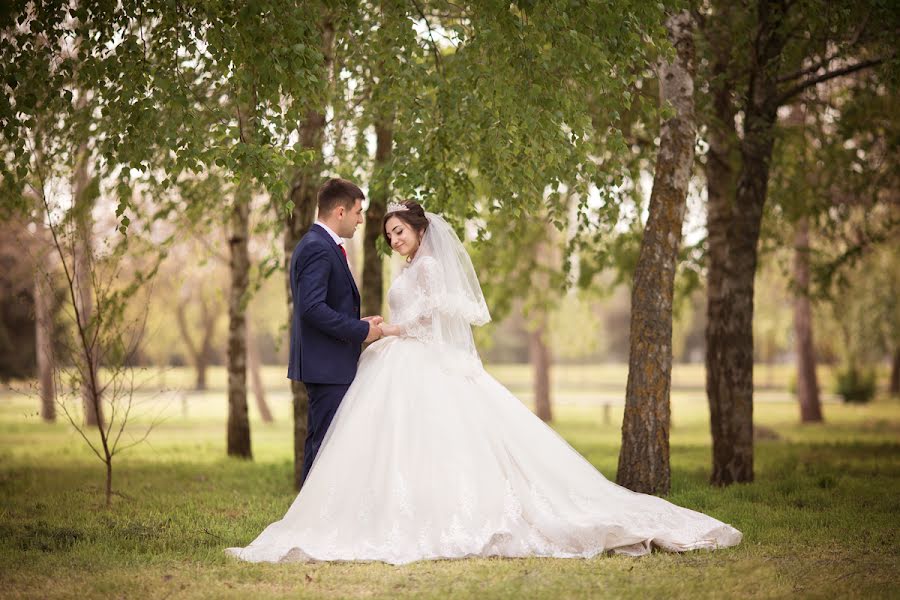 Fotógrafo de bodas Aleksey Mostovoy (palmera300991). Foto del 14 de mayo 2017