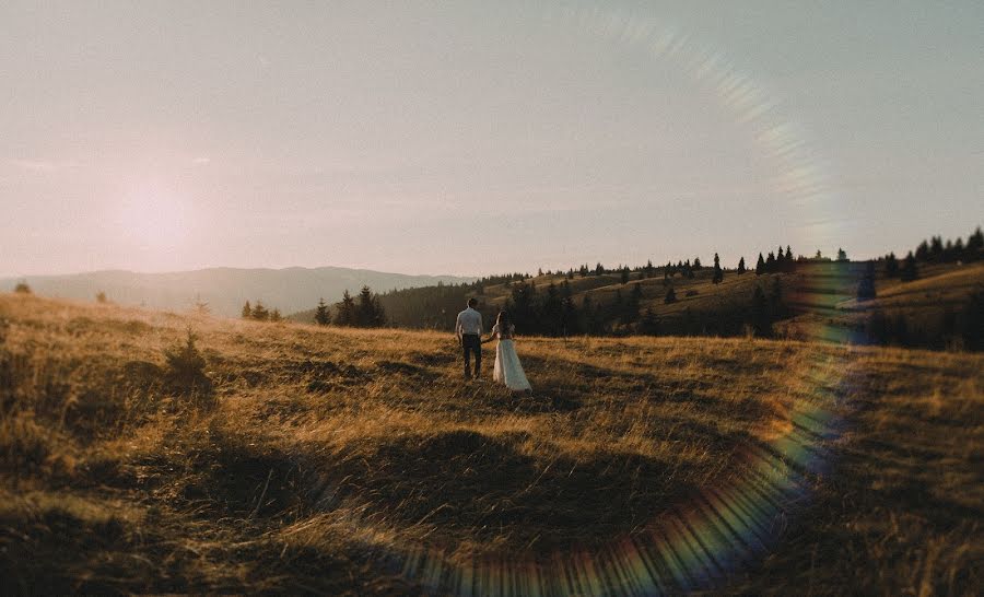 Fotografo di matrimoni Bogdan Pacuraru (bogdanpacuraru). Foto del 8 aprile 2020