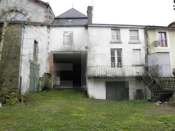 maison à L'Absie (79)