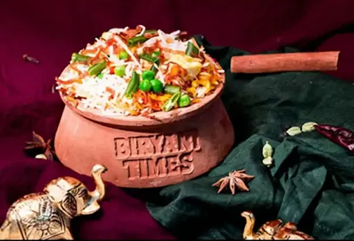 Veg Lucknowi Handi Biryani