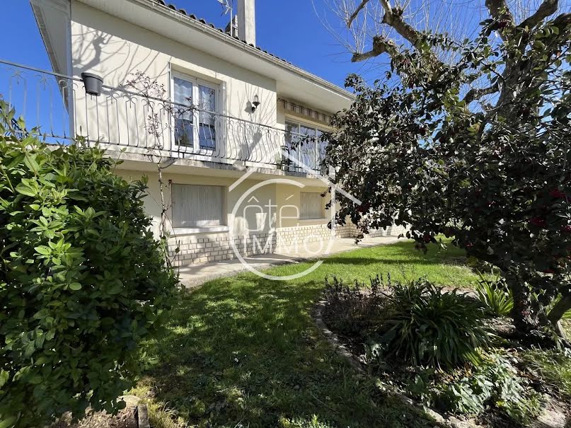 Vente maison 6 pièces 110 m² à Castillon-la-Bataille (33350), 190 000 €