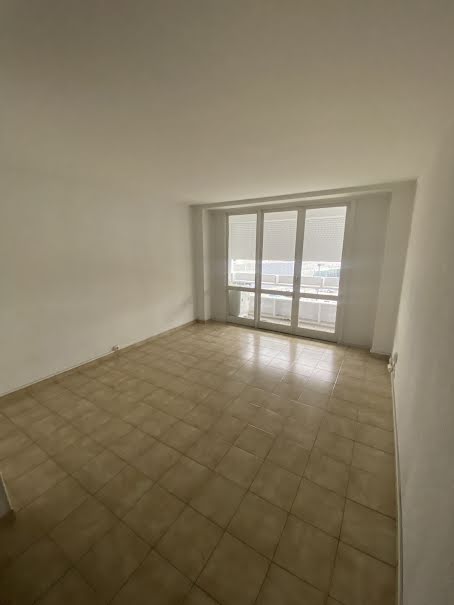Vente appartement 3 pièces 66 m² à Bron (69500), 165 000 €