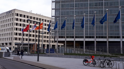 Žestoka rasprava u EU: Američki trojanski konj u Evropskoj komisiji
