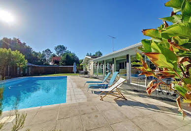 House with pool and terrace 2