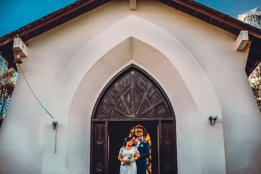 Fotógrafo de casamento Ivan Cabañas (ivanhta). Foto de 17 de março 2023