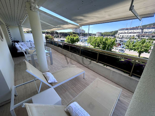 Apartment with terrace 1