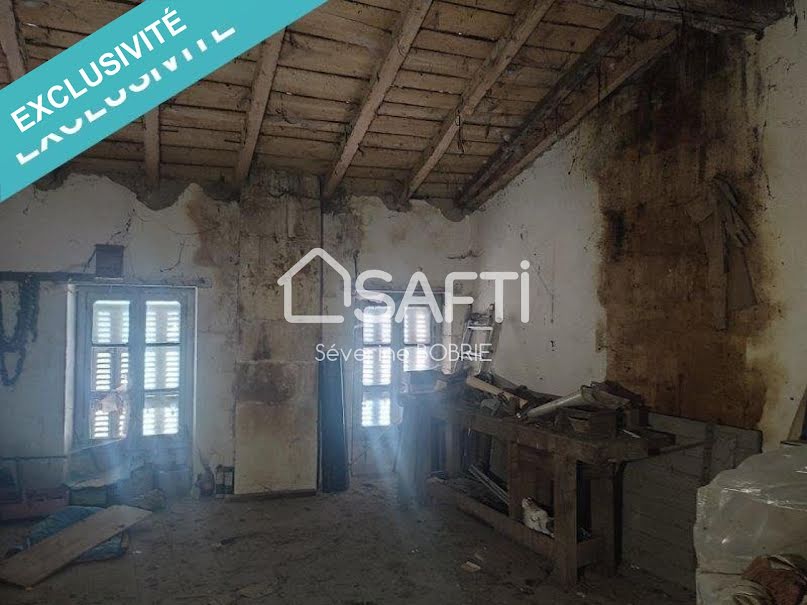 Vente maison 7 pièces 130 m² à Saint-Savinien (17350), 89 000 €