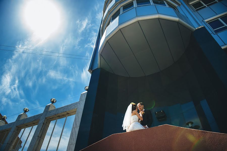 Fotógrafo de casamento Ayrat Sayfutdinov (89177591343). Foto de 28 de março 2015