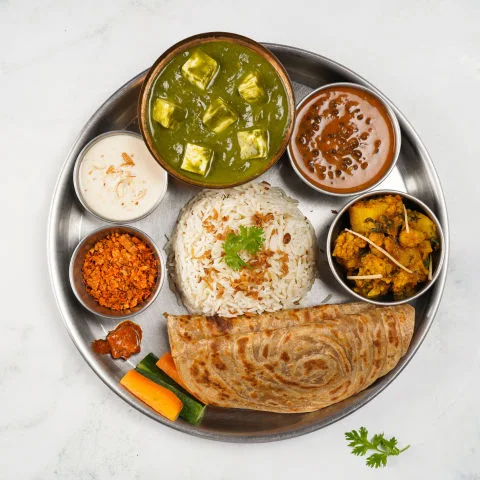 Palak Paneer Deluxe Thali