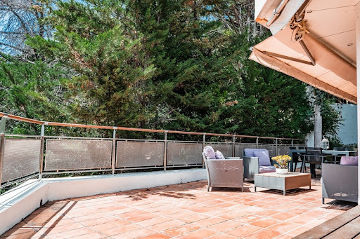 House with pool and terrace 5
