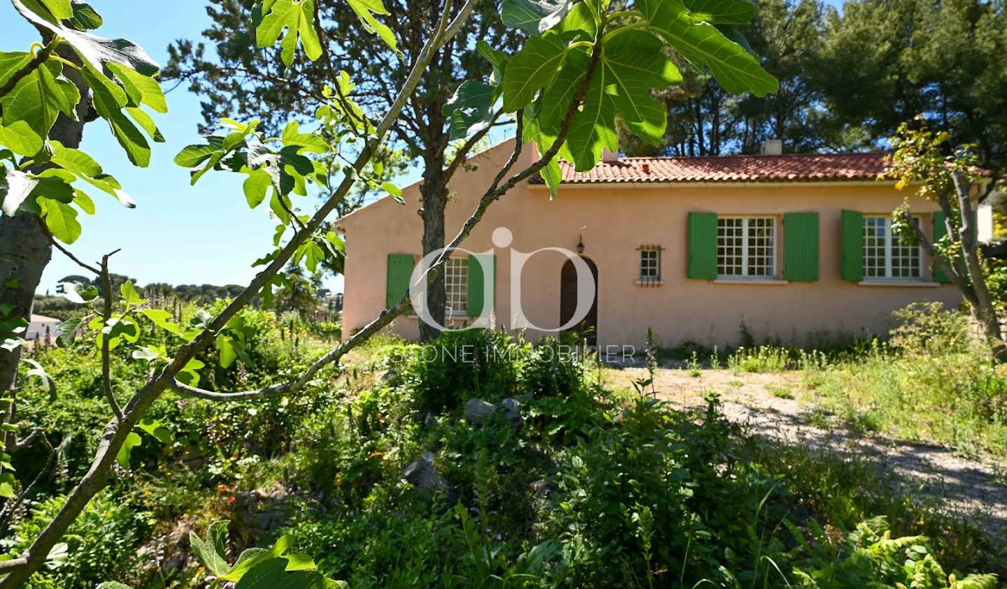 House with terrace Cassis