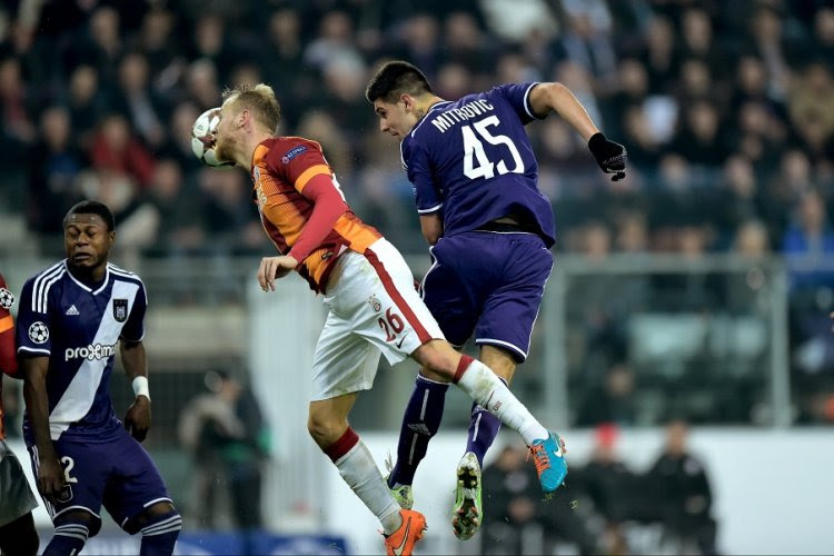Anderlecht waarschuwt zijn fans: "De sanctie kan nog erger worden"