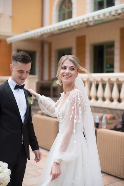 Fotógrafo de casamento Anna Ivanova (ivanova27). Foto de 12 de julho 2020