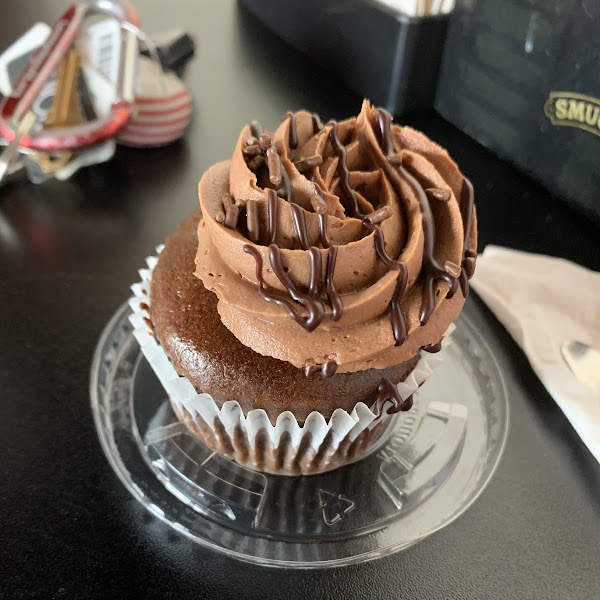 Gluten free & vegan triple chocolate cupcake 😍😍😍