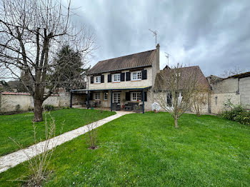 maison à Bray-et-Lû (95)