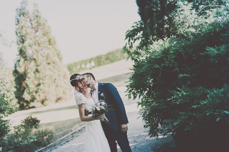 Fotografo di matrimoni Noémie Vieillard (loeildenoemie). Foto del 16 settembre 2016