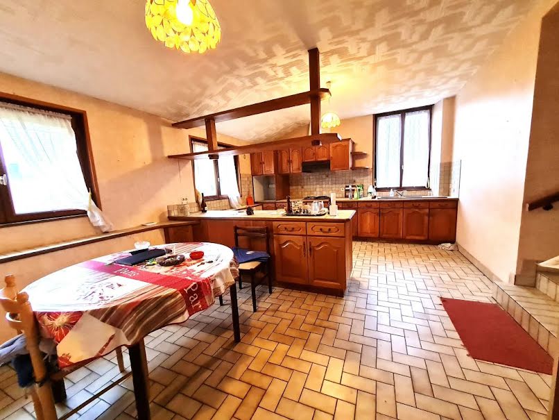 Vente maison 7 pièces 333 m² à Tremeven (29300), 315 000 €