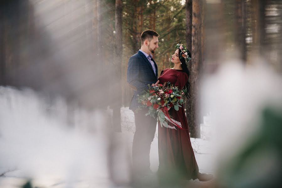 Fotografo di matrimoni Artem Mishenin (mishenin). Foto del 25 marzo 2016