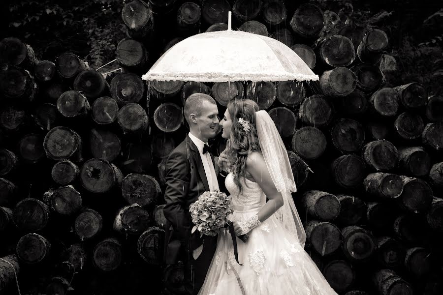 Bröllopsfotograf Roman Dvoenko (romanofsky). Foto av 16 september 2015