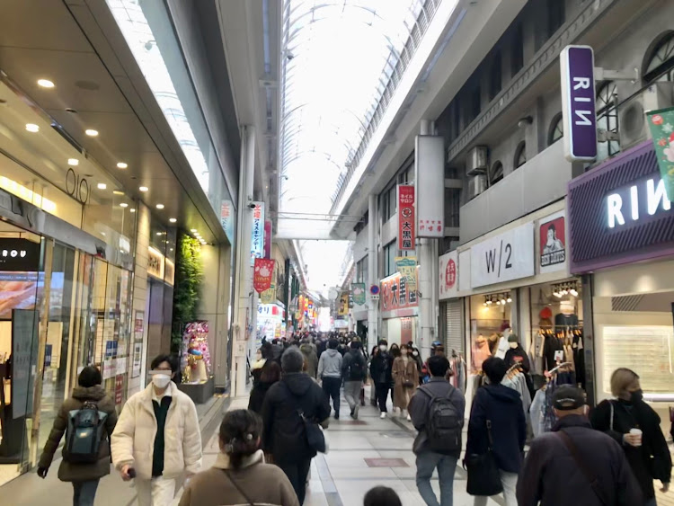 プリウスαの今年もあとわずか・🐎有馬記念🐎・クリパ・大阪ミナミ徘徊・ウマ娘は良いぞに関するカスタム事例の投稿画像5枚目
