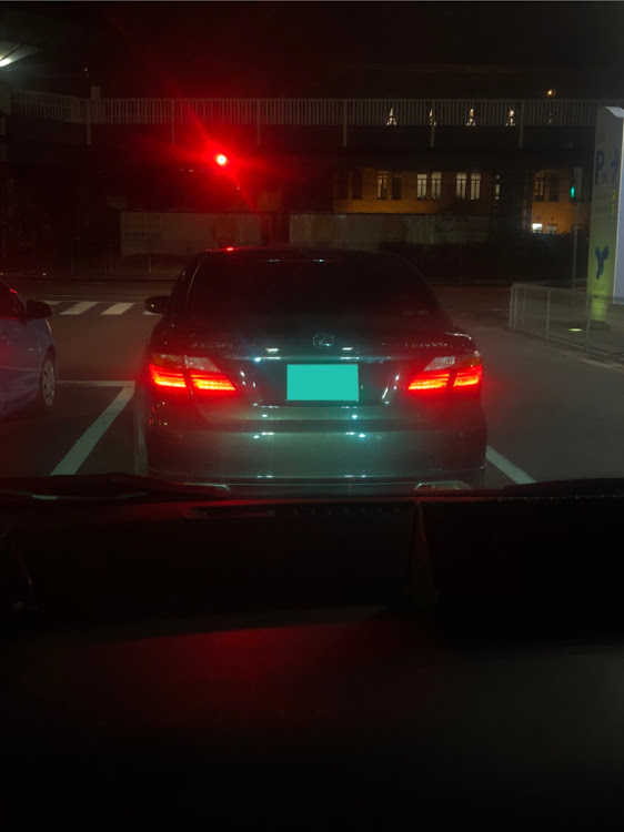 LSの洗車・汚れる。・いややに関するカスタム事例の投稿画像1枚目