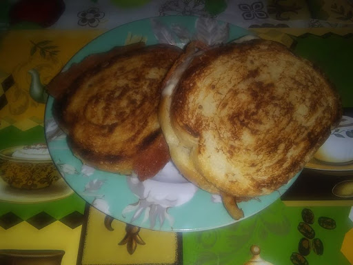 Tamotillo bacon grill cheese sandwich