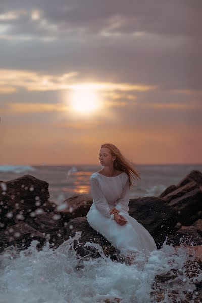 Fotógrafo de casamento Ekaterina Fortuna (ekaterinafortuna). Foto de 14 de janeiro 2023