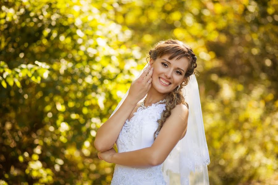 Wedding photographer Ekaterina Baturina (photoshishavl). Photo of 8 October 2014