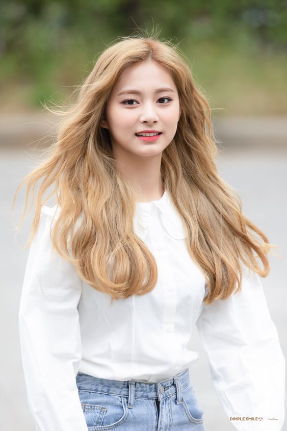 tzuyu bouclé 12