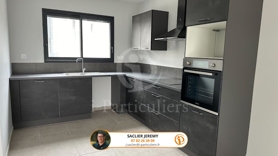 Location  maison 4 pièces 102.11 m² à Valence (26000), 1 200 €