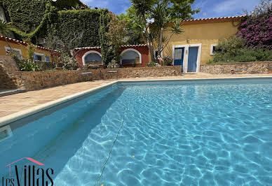 Property with pool 3