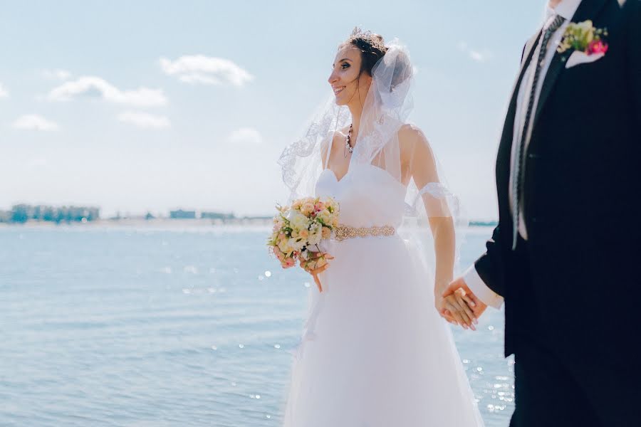 Fotógrafo de casamento Adelika Rayskaya (adelika). Foto de 1 de agosto 2018