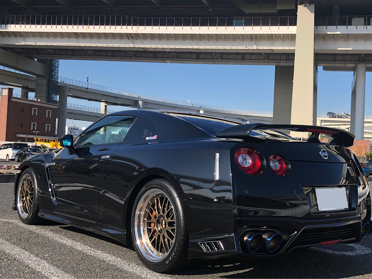 NISSAN GT-Rのいつもイイネ&コメントありがとうございます🙇‍♂️・スガスペック・BBS LM DG・Rと共に生きる・Rと共に走るに関するカスタム事例の投稿画像3枚目