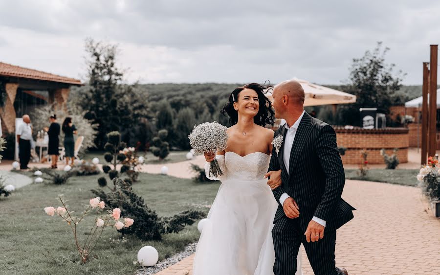 Wedding photographer Petru Brustureanu (petrubrustureanu). Photo of 2 August 2023