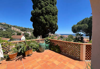 Apartment with terrace 1