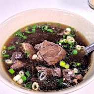 小吳牛肉麵