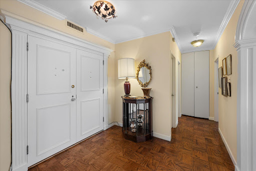 Luxury apartment / penthouse for sale in Washington (United States) with terrace and pool