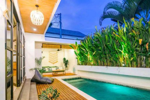 Leasehold villa seminyak