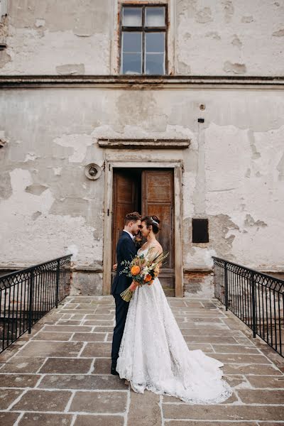 Fotografo di matrimoni Lenka Goliášová (cvaknute). Foto del 30 novembre 2021