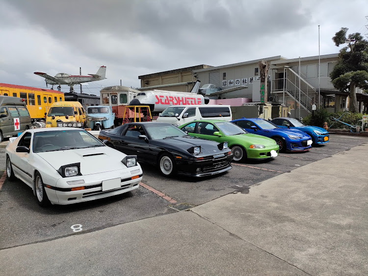 レジアスエースバンのオフ会・スポーツカーに乗ろうと思う。・クーペ・昭和の杜博物館・クルマ好きあつまれに関するカスタム事例の投稿画像3枚目