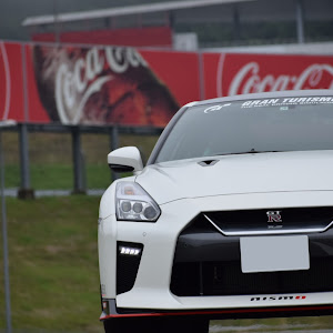 NISSAN GT-R R35