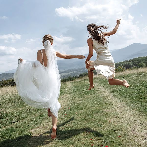 Fotógrafo de casamento Volodymyr Yamborak (yamborak). Foto de 21 de fevereiro 2020