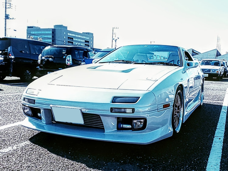RX-7の恵まれないお店に愛の手を！・増税めぇ…💢😠💢・アライメント調整・次の休みはＳＡＢ千葉長沼！に関するカスタム事例の投稿画像1枚目