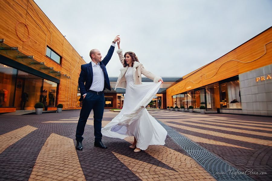 Fotógrafo de bodas Elena Cybina (tsybinaelena). Foto del 2 de febrero 2016