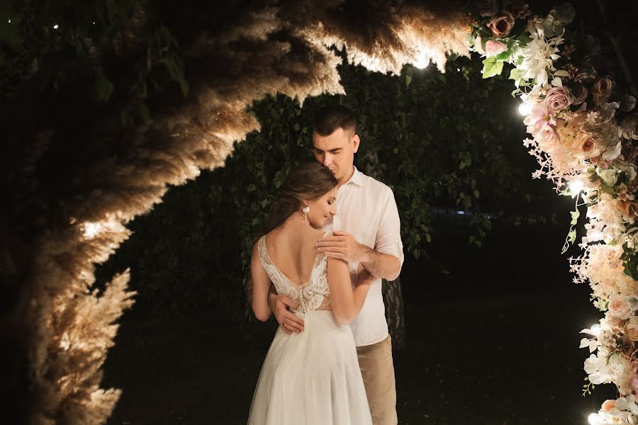 Nhiếp ảnh gia ảnh cưới Irina Lepinskaya (lepynska). Ảnh của 5 tháng 10 2020