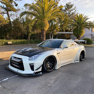 NISSAN GT-R R35