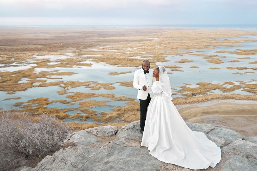 Fotógrafo de casamento Donier Sultanov (sultanov). Foto de 9 de janeiro 2022