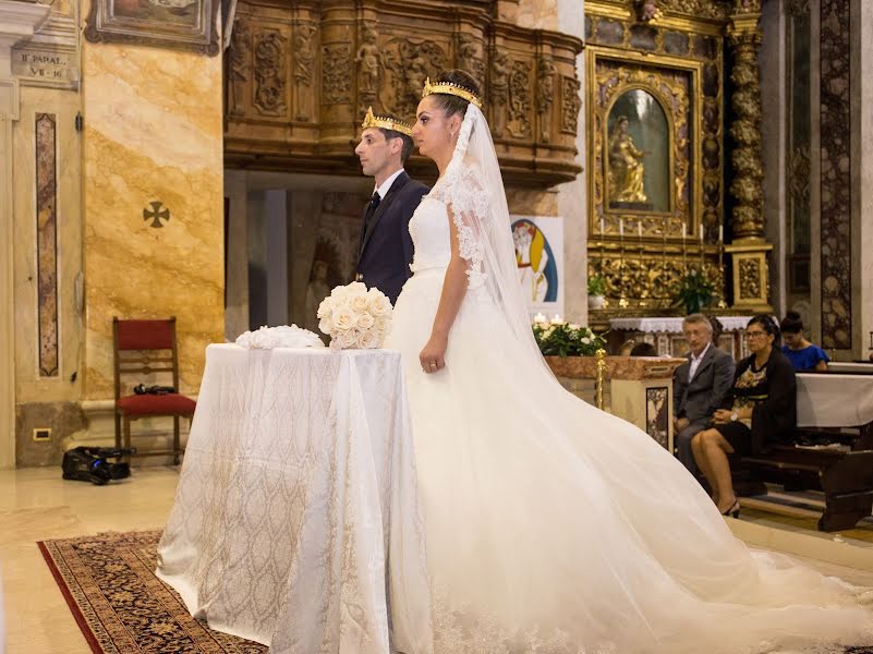 Fotografo di matrimoni Marian Bitca (bitcamarian). Foto del 1 luglio 2020