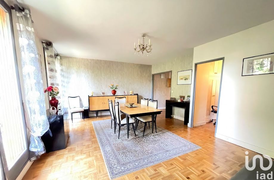 Vente appartement 3 pièces 74 m² à Noisy-le-Grand (93160), 227 000 €